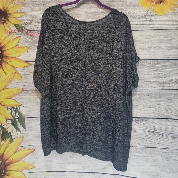 Lane Bryant Black and Gray Asymmetrical Top 22/24 - Picture 5 of 5